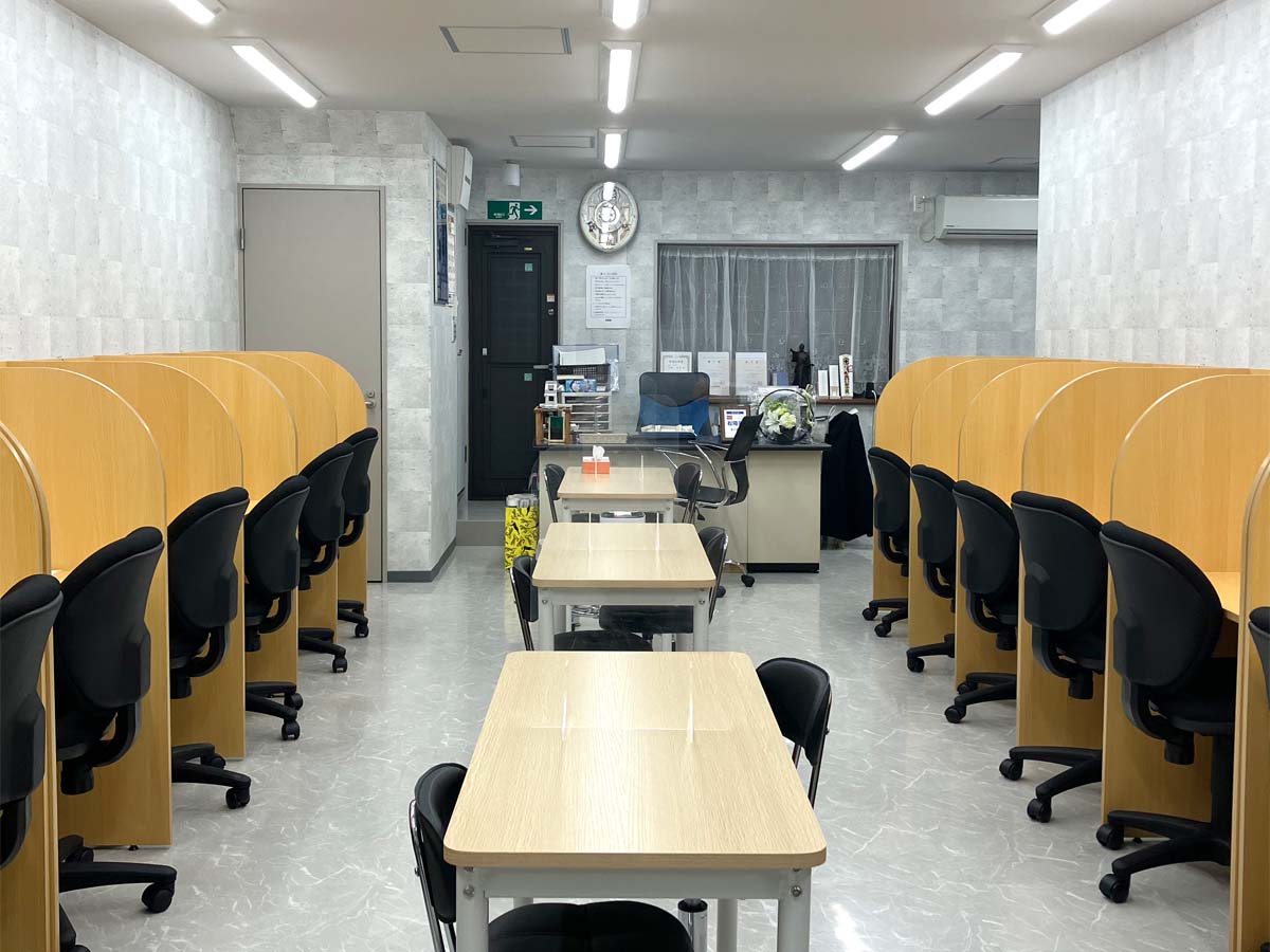 大阪府大阪狭山市の松陰塾 池之原校｜完全個別なのに通い放題の学習塾